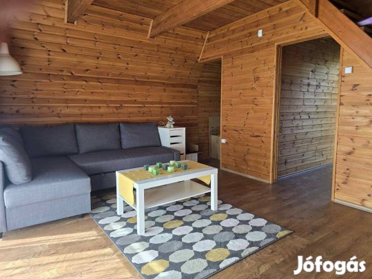 Délegyházán 45nm-es nyaraló