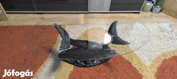 Delfines dohányzó asztal szép állapotban