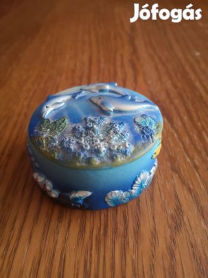 Delfines ékszertároló doboz