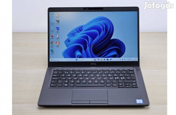 Dell Latitude 5300 Laptop / i7-8665U - 2 év garancia!