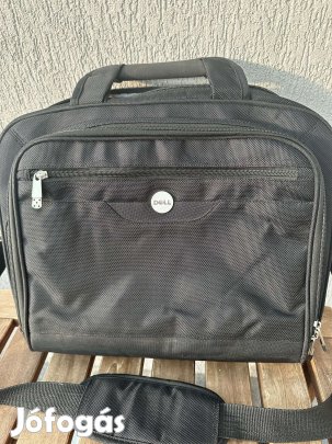 Dell laptoptáska megkímélt szép állapotban eladó Budán!