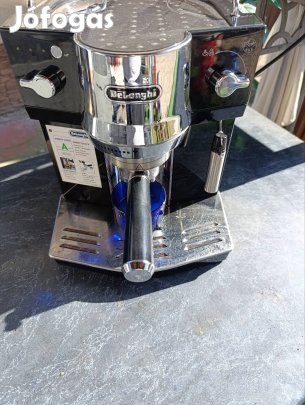 Delonghi EC820b karos kávégép hianyos 