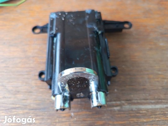 Delonghi Magnifica S kifojó