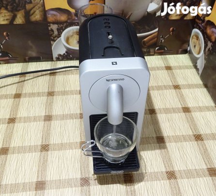 Delonghi Nespresso kapszulás kávéfőző kávégép