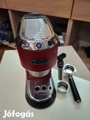 Delonghi dedica