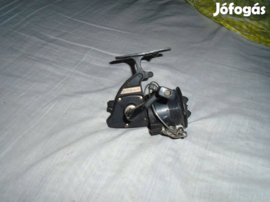 Delphin 10 horgászorsó 2