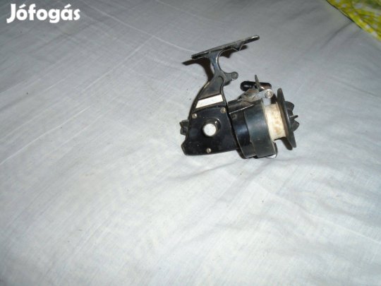 Delphin 10 horgászorsó 3