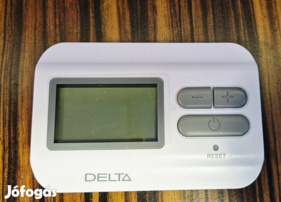 Delta S2301 digitális fali termosztát - 1 hónapot használt, újszerű