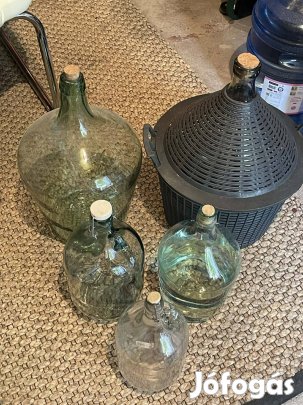 Demizsonok egyben vihetők!!!