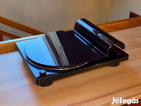 Denon DP-400 lemezjátszó Ortofon 2M Blue hangszedővel