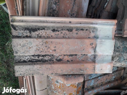 Derecskei 2 kampós cserép