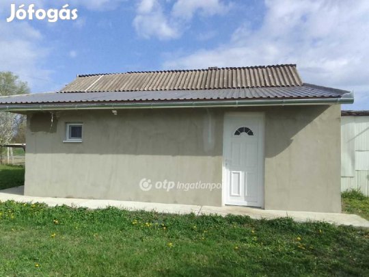 Derecskei eladó 46 nm-es ház