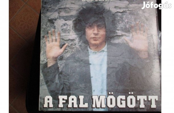 Dés László A fal mögött bakelit hanglemez eladó