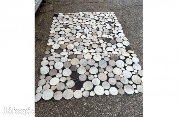 Design szőnyeg mömax-ban vásárolt, szép állapotban