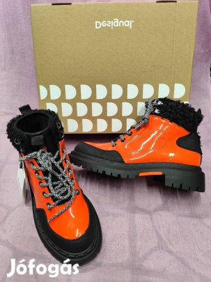 Desigual 37-es (Teljesen új)