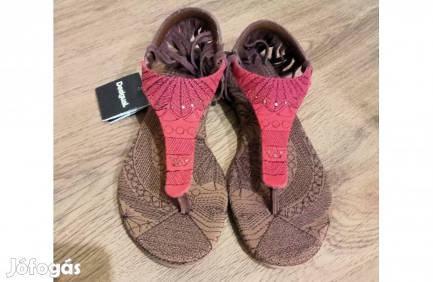 Desigual szandál / saru