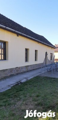 Deszken eladó ingatlan