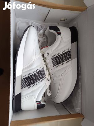 Devergo vadonatúj férfi sportcipő eladó 40-es 18000-FT!