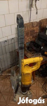 Dewalt D21583 magfúró gyémántfúró és állvány