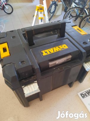 Dewalt DCE074R forgófejes színtező,lézer