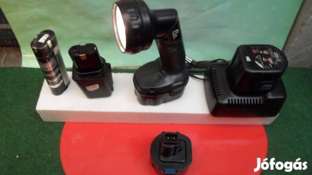 Dewalt ELU akkumulátoros lámpa, nagy fényerő, "törhető" fejjel !