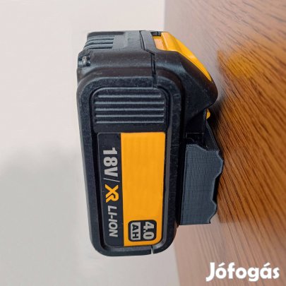 Dewalt XR 18V akkumulátorhoz fali tartó konzol