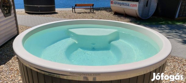 Dézsafürdő, elektromos dézsafürdő hot tub