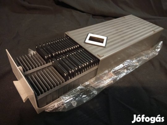 Dia keret és tartó doboz (diavetítő gép)