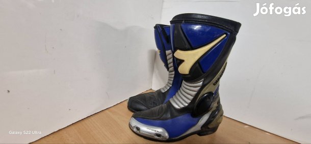 Diadora 39-es motoros csizma 