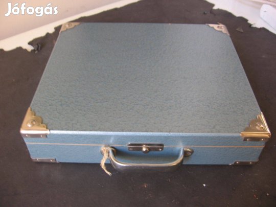 Diakoffer rekeszelt, fából készült 200 régi diával