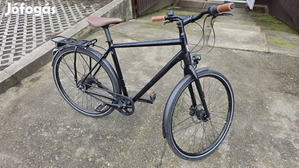 Diamant 247 szíjhajtásos, agyváltós kerékpár