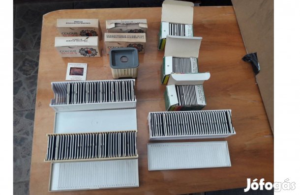 Dianézegető és Pentacon üveges diakeretek, diaképek, tartók