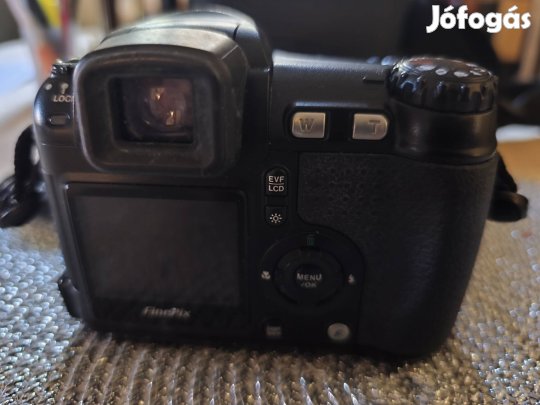 Digitális fényképezőgép 