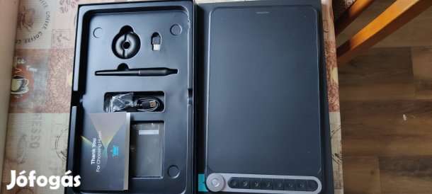 Digitális rajztábla Huion Q620M