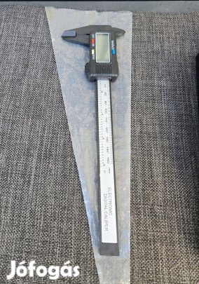Digitális tolómérő LCD kijelzővel Precíziós mérőműszer Debrecen