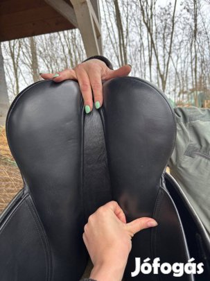 Díjlovas Nyereg Eladó