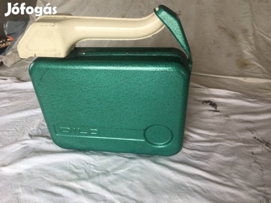 Dilo régi veterán benzines kanna BMW Audi VW