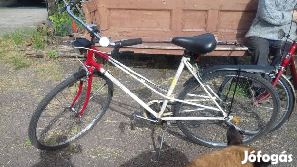 Dinamós lámpás kerékpár eladó