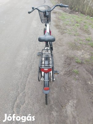 Dinotti 26 os agydinamós női kerékpár 