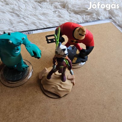 Disney Infinity figurák 4 db egyben 6000 ft