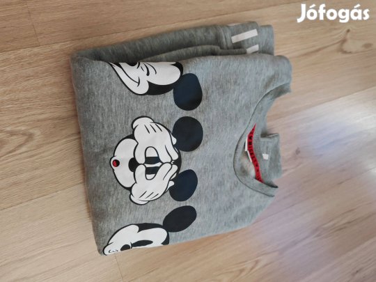 Disney női pulcsika