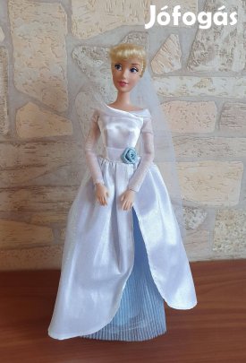 Disney store esküvői Hamupipőke baba