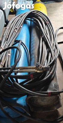 Disszu és oxigén palack körkivágóval,nyomáscsökkentőkkel,pisztolykészl