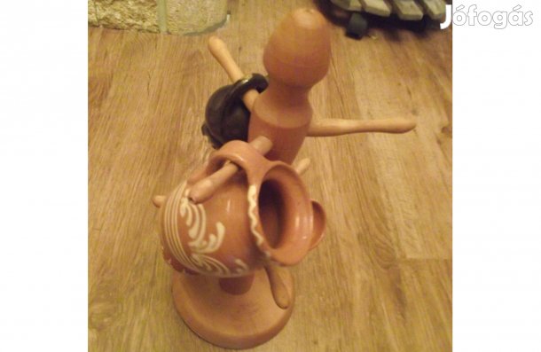 Dísz kancsó korsó tartó