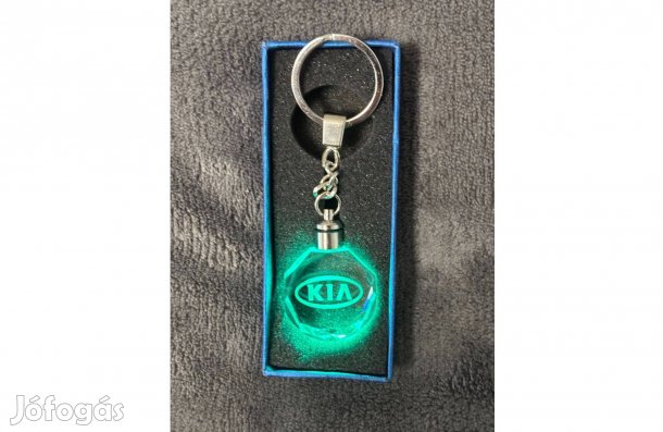 Díszdobozos Lézergravírozott Színváltós Kia logós kulcstartó