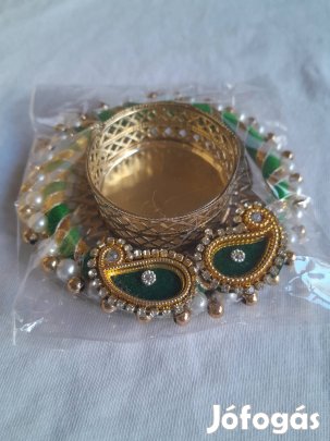 Díszes mécsestartó