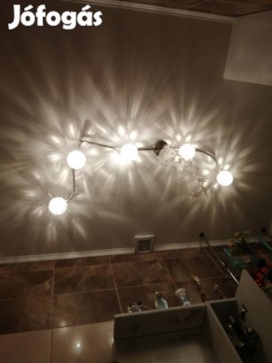 Díszes mennyezeti lámpa 