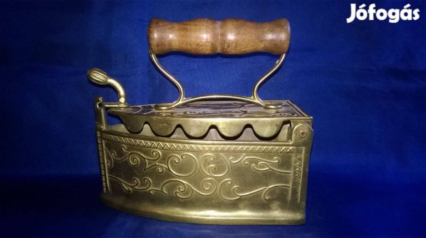 Díszes réz vasaló - polcdísz