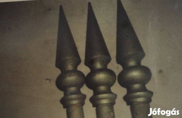 Díszítő csúcsok fából