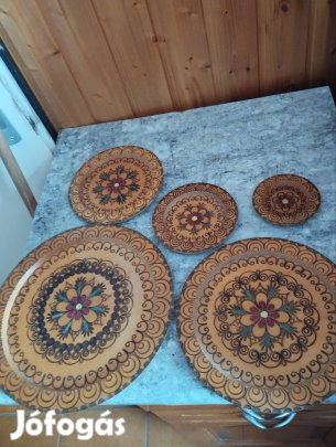 Dísztányer Falra akasztható